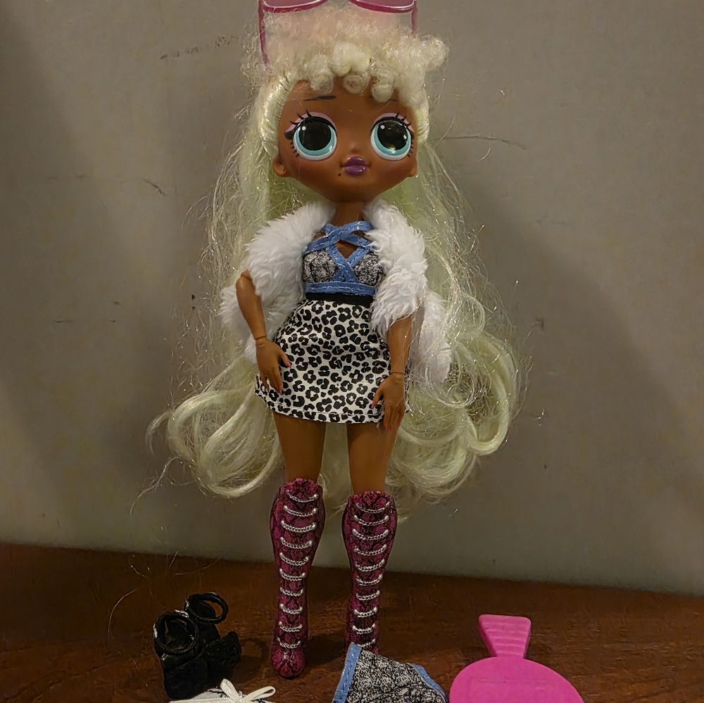 LOL OMG doll